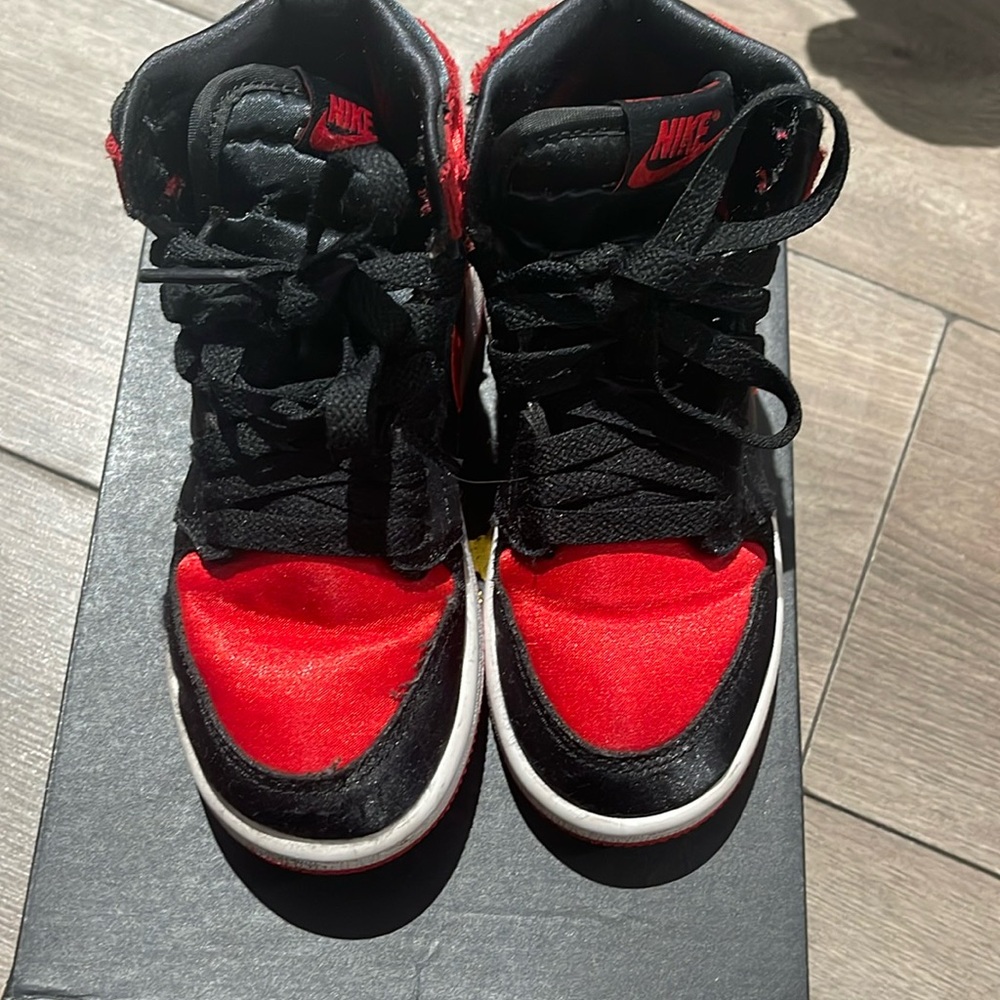 Toddler boys Jordan 1’s